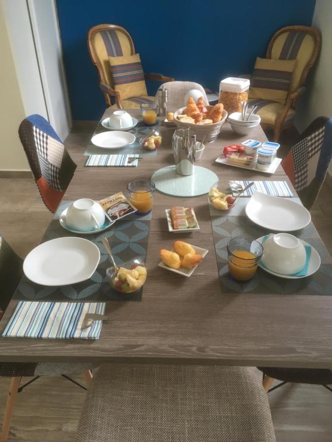 L'Atelier Du Chateau Saint-Ay Екстер'єр фото