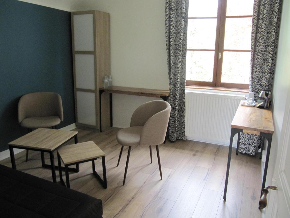 L'Atelier Du Chateau Saint-Ay Екстер'єр фото